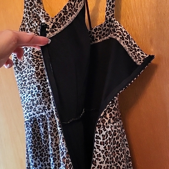 Sexy Leopard Maxi Dress! Chiffon Overlay, Fully Lined, 6 - Picture 9 of 17